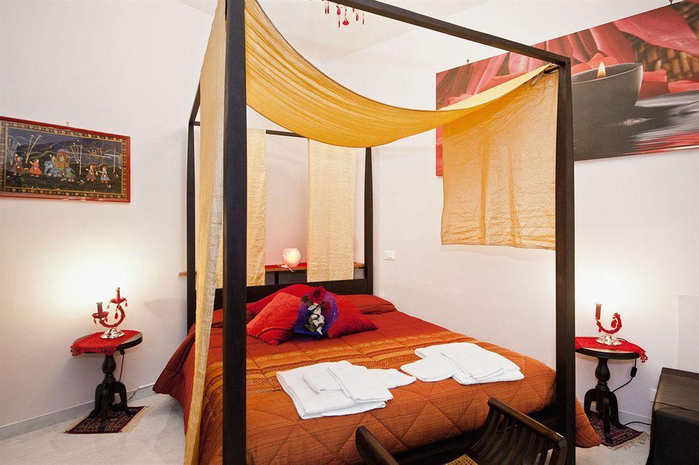 Holidays Rooms Рим Екстер'єр фото