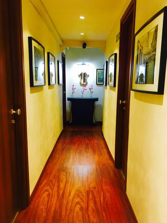 Holidays Rooms Рим Екстер'єр фото