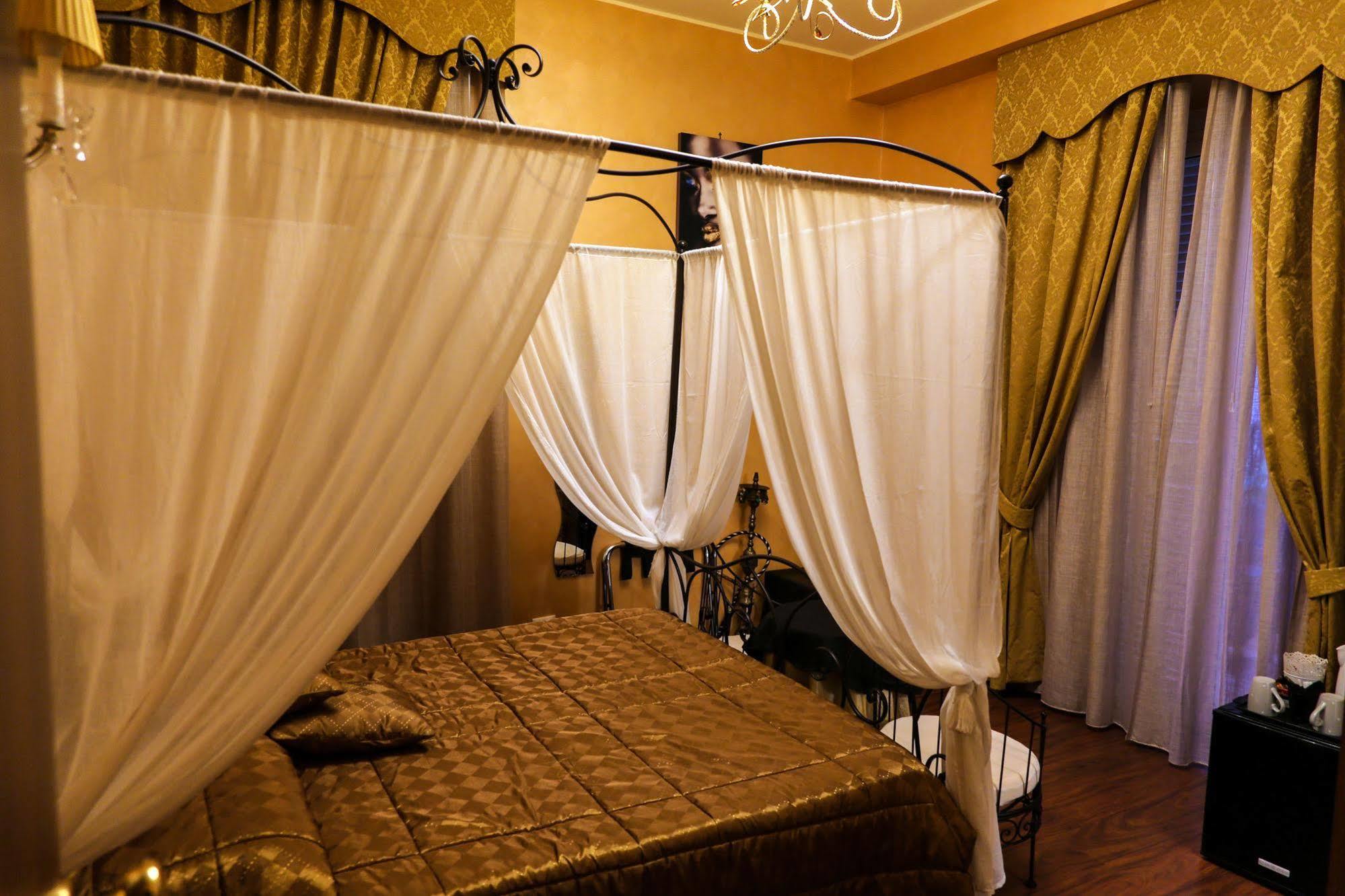 Holidays Rooms Рим Екстер'єр фото